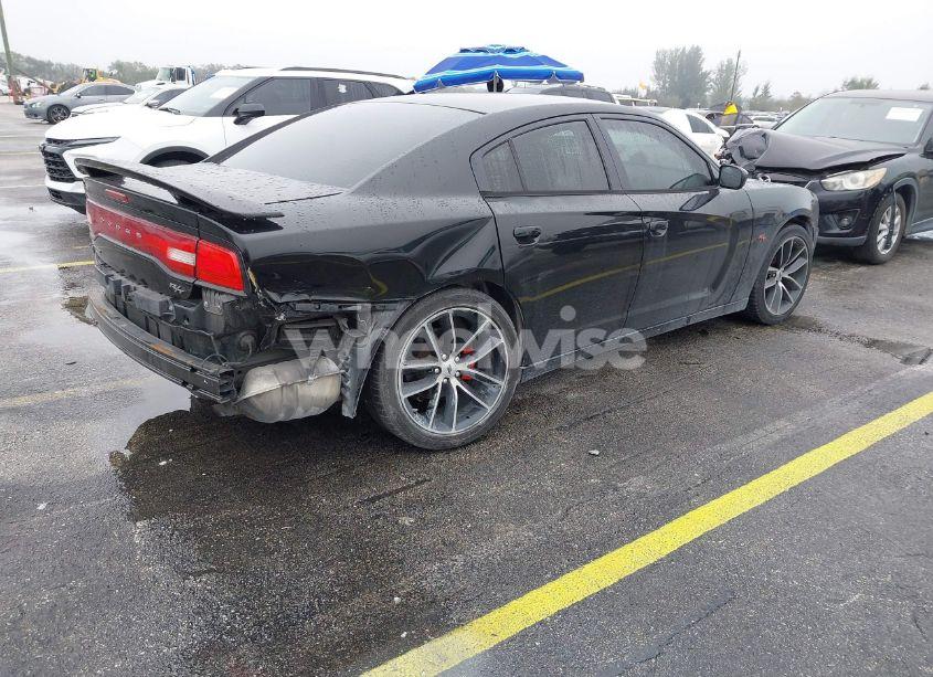 Photo 4 of 2014 Dodge Charger SE (VIN 2C3CDXBG5EH150441)