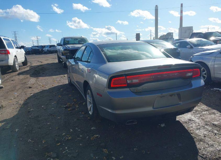 Photo 3 of 2014 Dodge Charger SE (VIN 2C3CDXBG5EH170396)