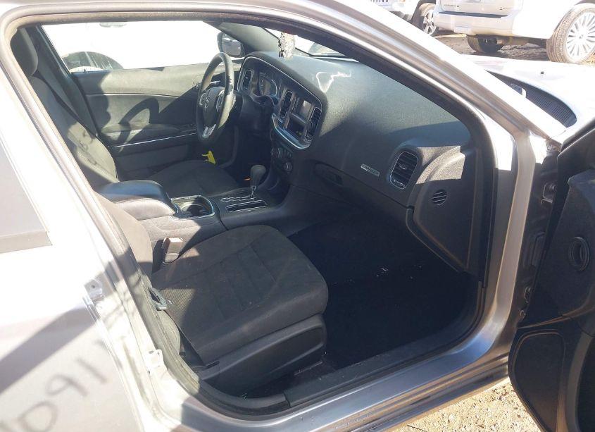 Photo 5 of 2014 Dodge Charger SE (VIN 2C3CDXBG5EH170396)