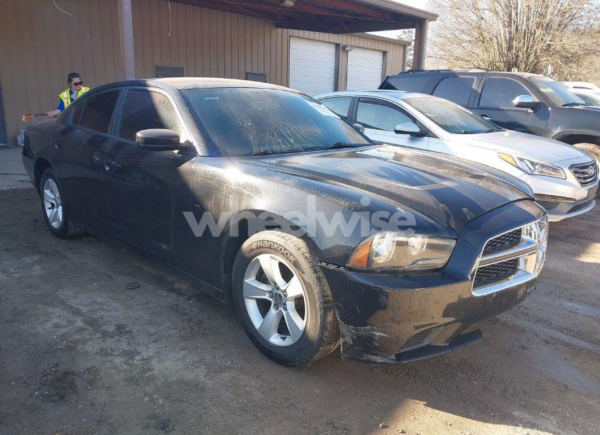 2014 Dodge Charger SE (VIN 2C3CDXBG5EH213859) main photo