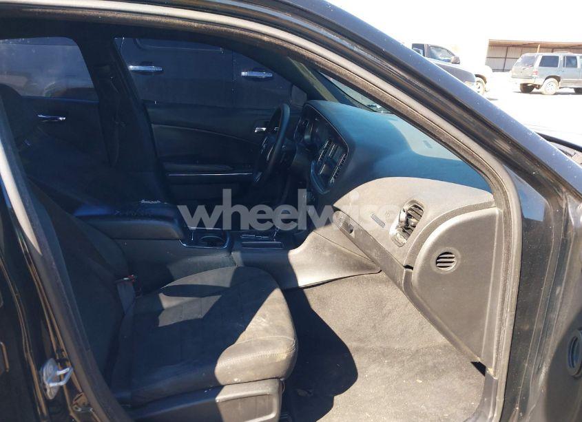 Photo 5 of 2014 Dodge Charger SE (VIN 2C3CDXBG5EH213859)