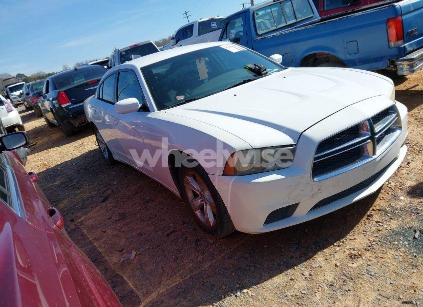 2014 Dodge Charger SE (VIN 2C3CDXBG5EH243444) main photo
