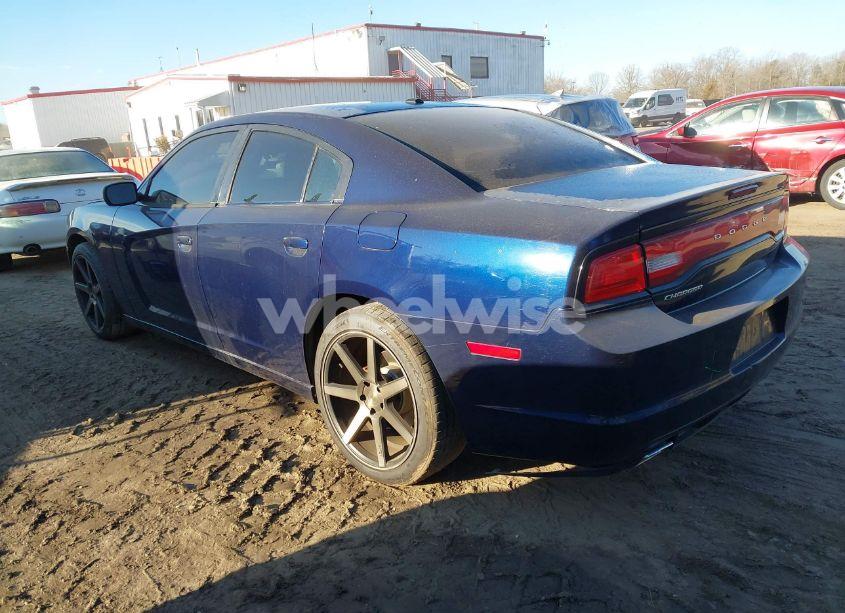 Photo 3 of 2014 Dodge Charger SE (VIN 2C3CDXBG5EH279697)