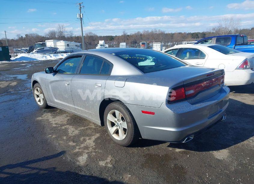 Photo 3 of 2014 Dodge Charger SE (VIN 2C3CDXBG5EH324170)