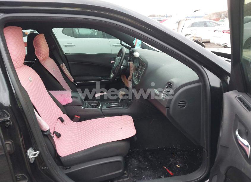 Photo 5 of 2014 Dodge Charger SE (VIN 2C3CDXBG5EH325982)