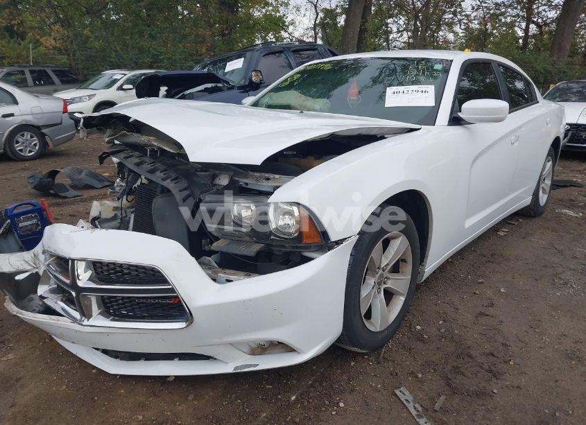 Photo 2 of 2014 Dodge Charger SE (VIN 2C3CDXBG5EH375118)