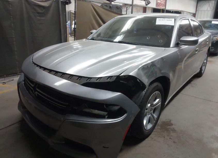 Photo 2 of 2015 Dodge Charger SE (VIN 2C3CDXBG5FH752726)
