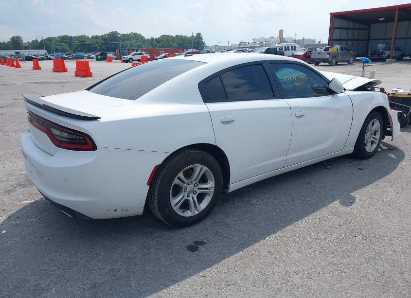Photo 4 of 2015 Dodge Charger SE (VIN 2C3CDXBG5FH790523)