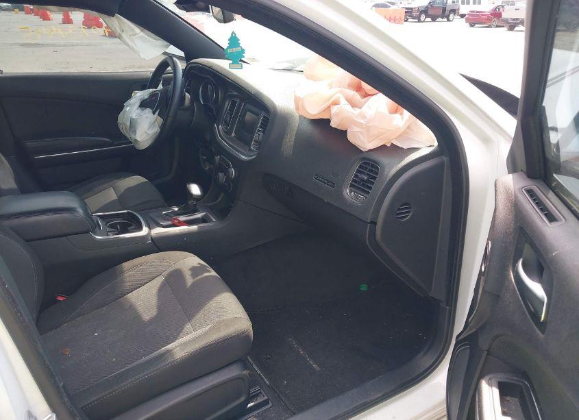 Photo 5 of 2015 Dodge Charger SE (VIN 2C3CDXBG5FH790523)