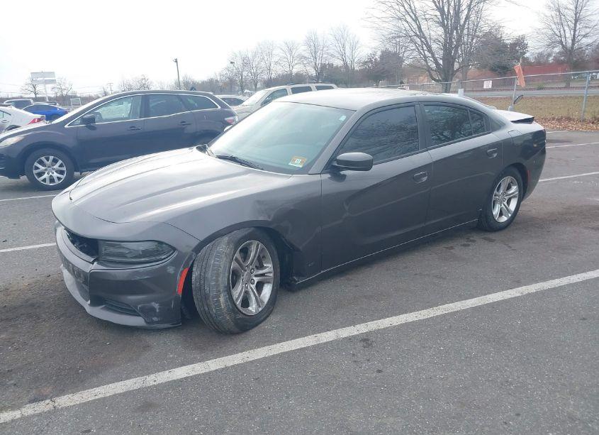 Photo 2 of 2015 Dodge Charger SE (VIN 2C3CDXBG5FH795320)