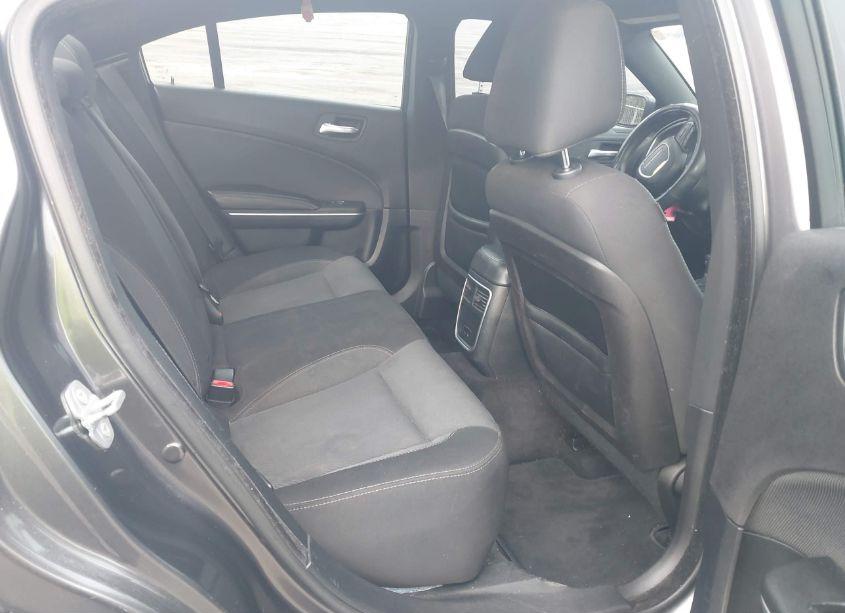 Photo 8 of 2015 Dodge Charger SE (VIN 2C3CDXBG5FH795320)