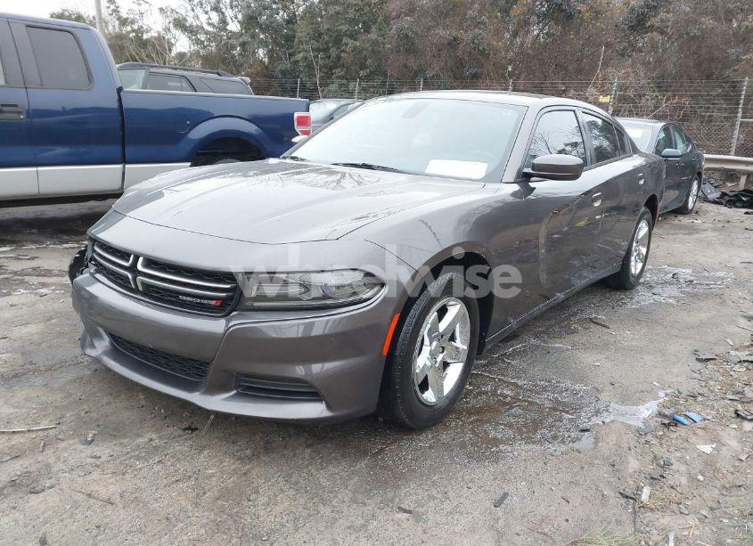 Photo 2 of 2015 Dodge Charger SE (VIN 2C3CDXBG5FH836979)