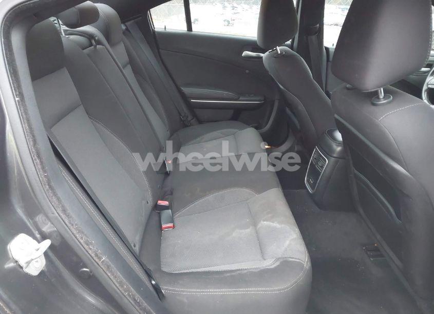 Photo 8 of 2015 Dodge Charger SE (VIN 2C3CDXBG5FH836979)