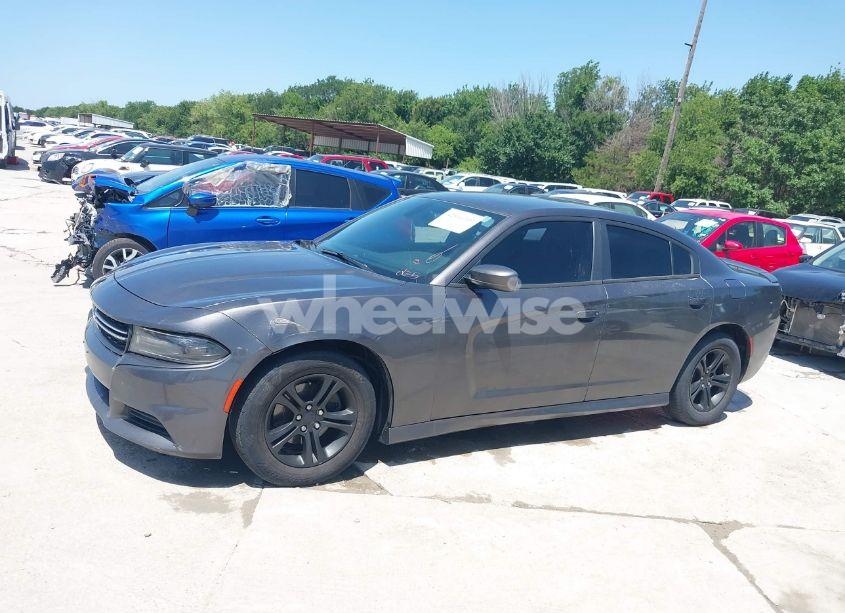 Photo 14 of 2015 Dodge Charger SE (VIN 2C3CDXBG5FH863325)