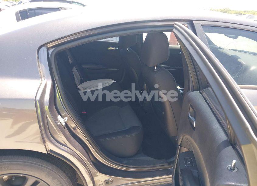 Photo 8 of 2015 Dodge Charger SE (VIN 2C3CDXBG5FH863325)