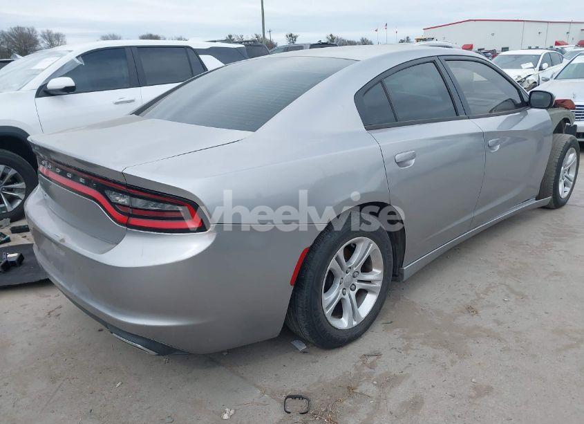 Photo 4 of 2016 Dodge Charger SE (VIN 2C3CDXBG5GH163659)