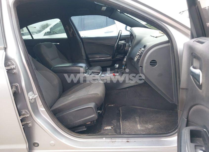 Photo 5 of 2016 Dodge Charger SE (VIN 2C3CDXBG5GH163659)