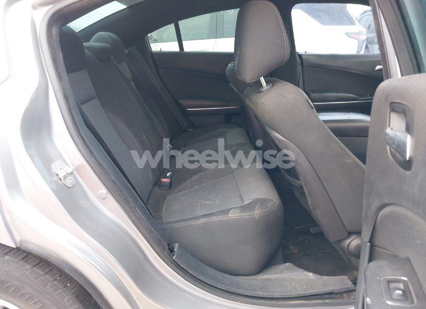 Photo 8 of 2016 Dodge Charger SE (VIN 2C3CDXBG5GH163659)