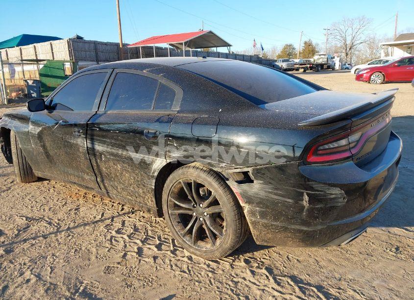 Photo 3 of 2016 Dodge Charger SE (VIN 2C3CDXBG5GH267150)