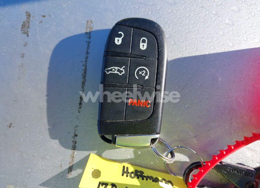 Photo 11 of 2017 Dodge Charger SE RWD (VIN 2C3CDXBG5HH593337)