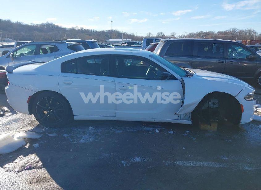 Photo 13 of 2017 Dodge Charger SE RWD (VIN 2C3CDXBG5HH593337)