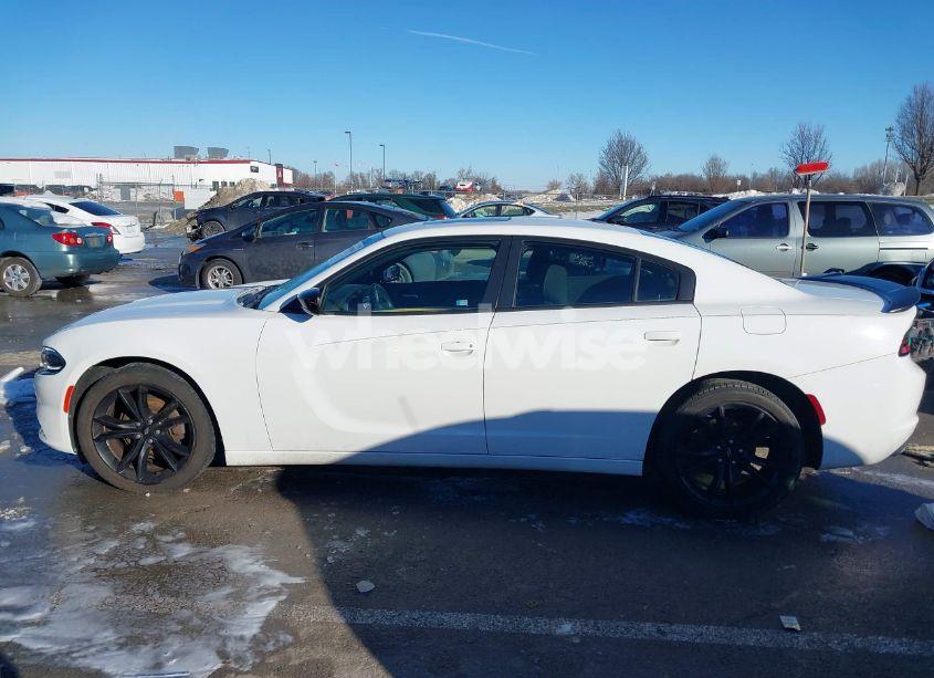 Photo 14 of 2017 Dodge Charger SE RWD (VIN 2C3CDXBG5HH593337)
