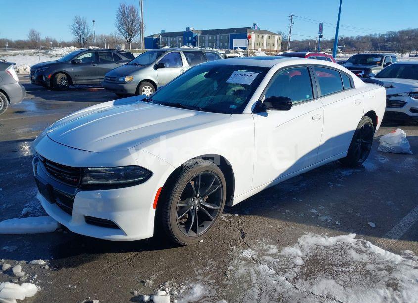 Photo 2 of 2017 Dodge Charger SE RWD (VIN 2C3CDXBG5HH593337)
