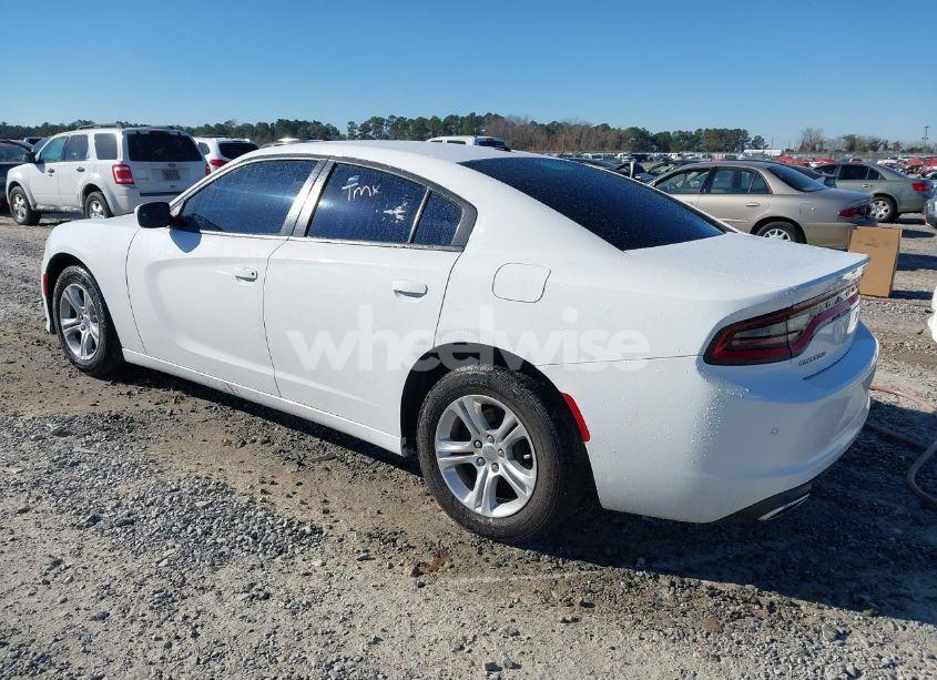 Photo 3 of 2017 Dodge Charger SE RWD (VIN 2C3CDXBG5HH657232)