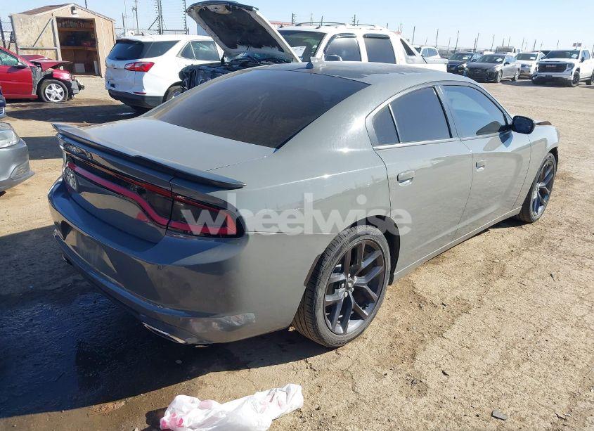 Photo 4 of 2019 Dodge Charger SXT RWD (VIN 2C3CDXBG5KH588954)