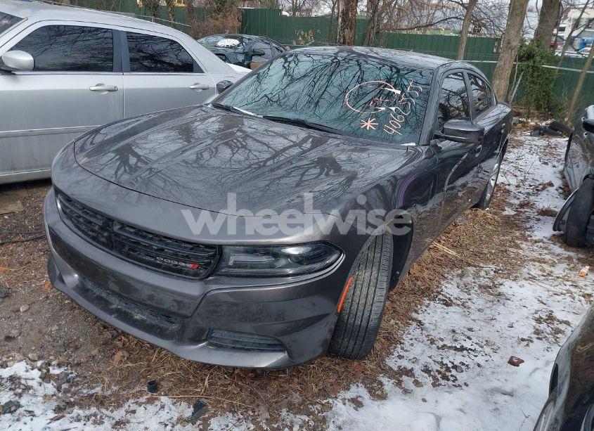Photo 2 of 2019 Dodge Charger SXT RWD (VIN 2C3CDXBG5KH599937)