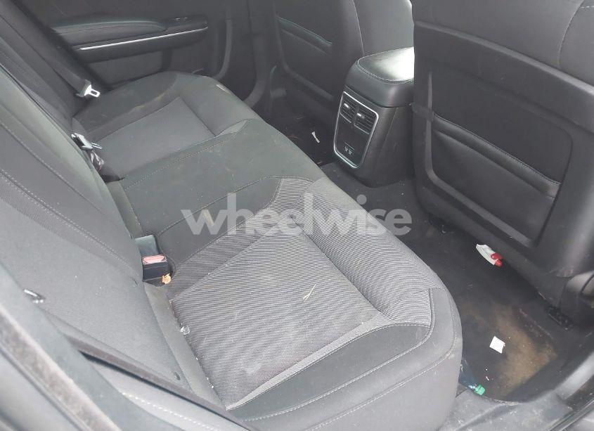 Photo 8 of 2019 Dodge Charger SXT RWD (VIN 2C3CDXBG5KH599937)