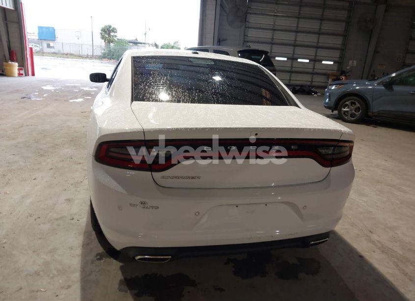 Photo 16 of 2019 Dodge Charger SXT RWD (VIN 2C3CDXBG5KH615473)