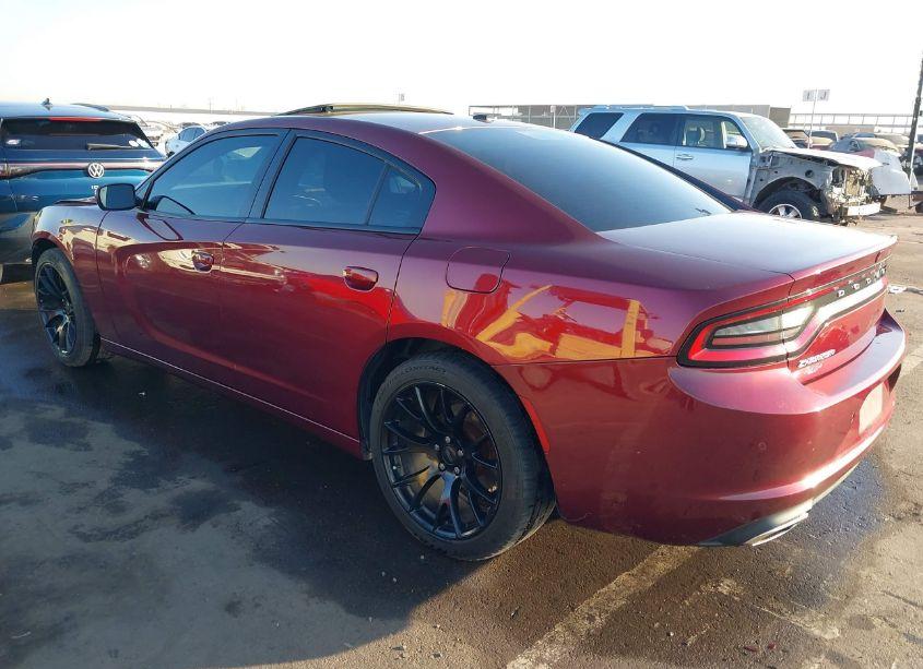 Photo 3 of 2019 Dodge Charger SXT RWD (VIN 2C3CDXBG5KH636372)