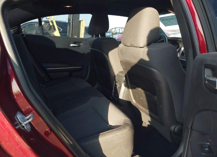 Photo 8 of 2019 Dodge Charger SXT RWD (VIN 2C3CDXBG5KH636372)