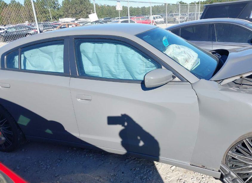 Photo 13 of 2019 Dodge Charger SXT RWD (VIN 2C3CDXBG5KH664835)