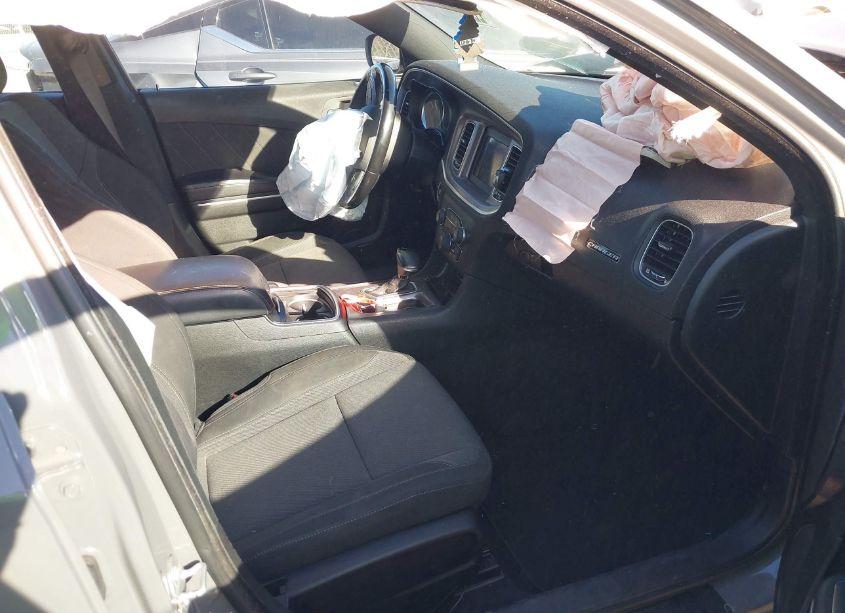 Photo 5 of 2019 Dodge Charger SXT RWD (VIN 2C3CDXBG5KH664835)