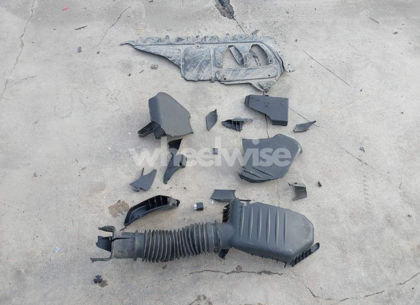 Photo 12 of 2019 Dodge Charger SXT RWD (VIN 2C3CDXBG5KH666195)