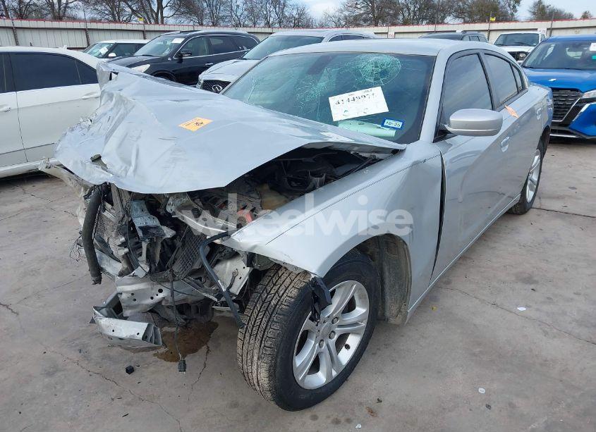 Photo 2 of 2019 Dodge Charger SXT RWD (VIN 2C3CDXBG5KH666195)
