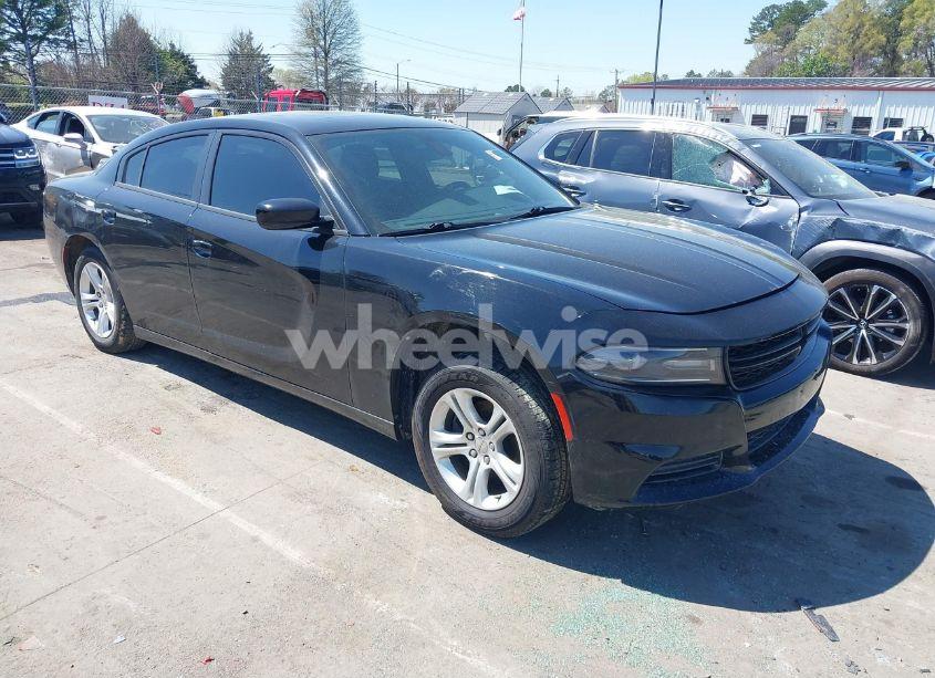2019 Dodge Charger SXT RWD (VIN 2C3CDXBG5KH713354) main photo