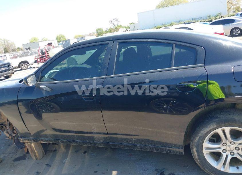 Photo 15 of 2019 Dodge Charger SXT RWD (VIN 2C3CDXBG5KH713354)