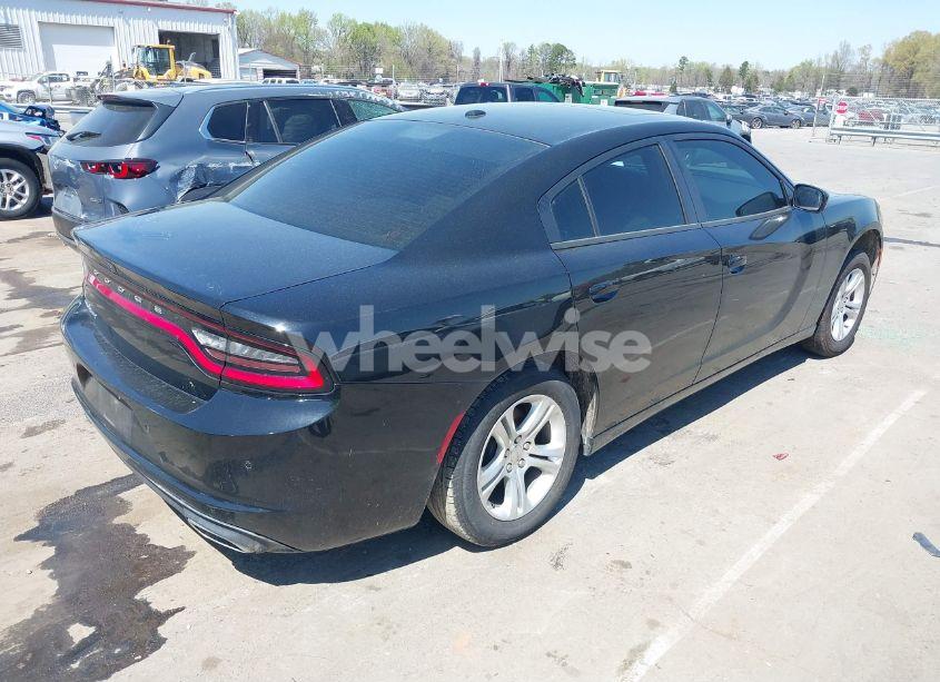 Photo 4 of 2019 Dodge Charger SXT RWD (VIN 2C3CDXBG5KH713354)