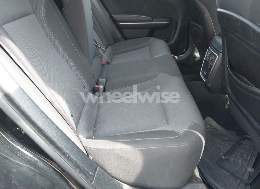 Photo 8 of 2019 Dodge Charger SXT RWD (VIN 2C3CDXBG5KH728095)