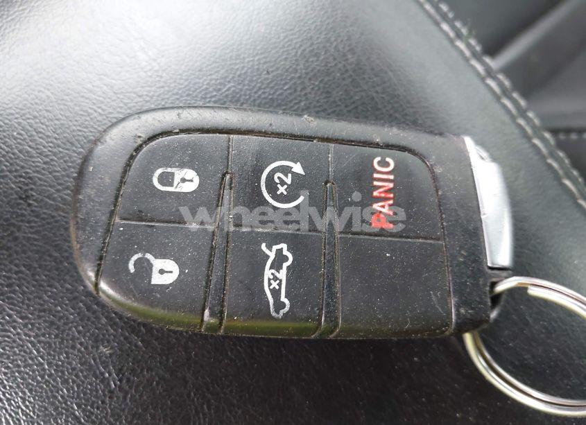 Photo 11 of 2019 Dodge Charger SXT RWD (VIN 2C3CDXBG5KH748167)