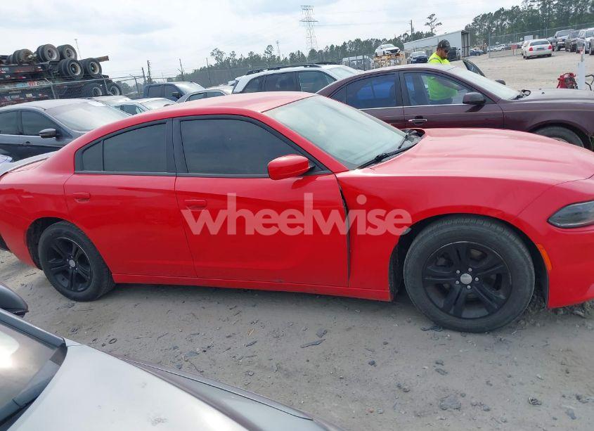 Photo 13 of 2019 Dodge Charger SXT RWD (VIN 2C3CDXBG5KH748167)
