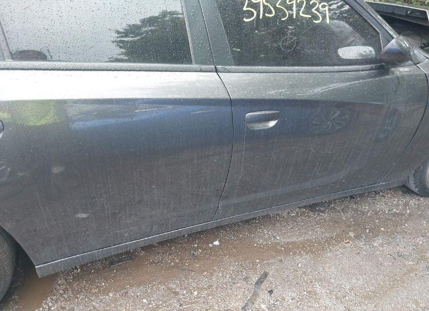 Photo 14 of 2019 Dodge Charger SXT RWD (VIN 2C3CDXBG5KH748315)