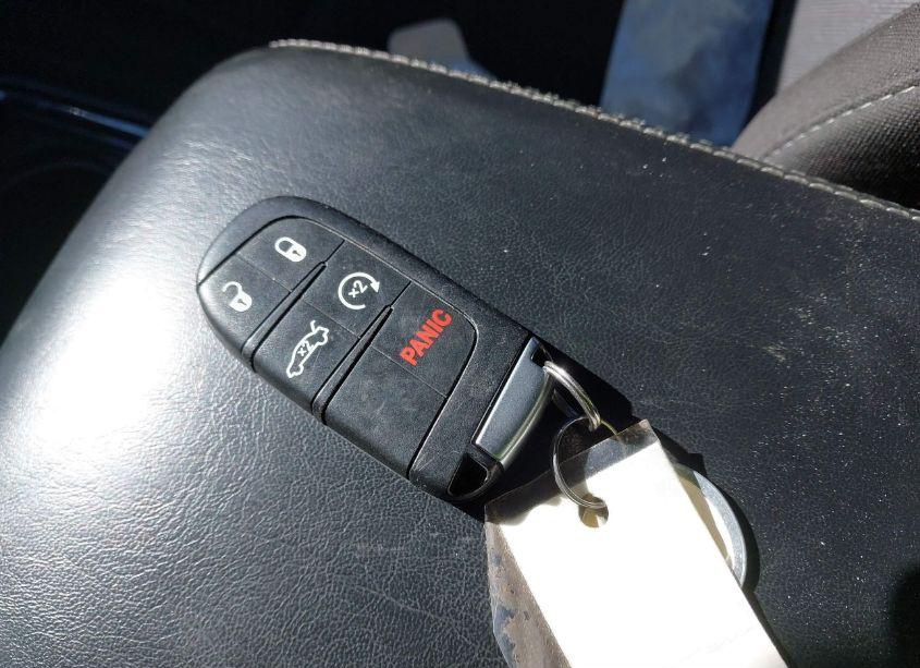 Photo 11 of 2020 Dodge Charger SXT RWD (VIN 2C3CDXBG5LH245398)