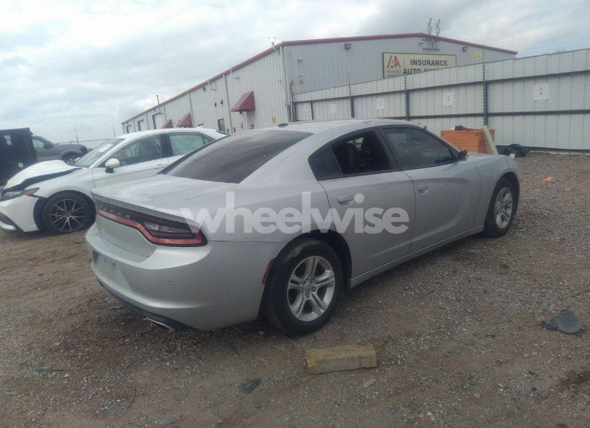 Photo 4 of 2021 Dodge Charger SXT RWD (VIN 2C3CDXBG5MH642871)
