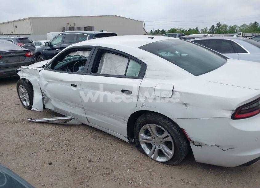 Photo 14 of 2021 Dodge Charger SXT RWD (VIN 2C3CDXBG5MH643227)