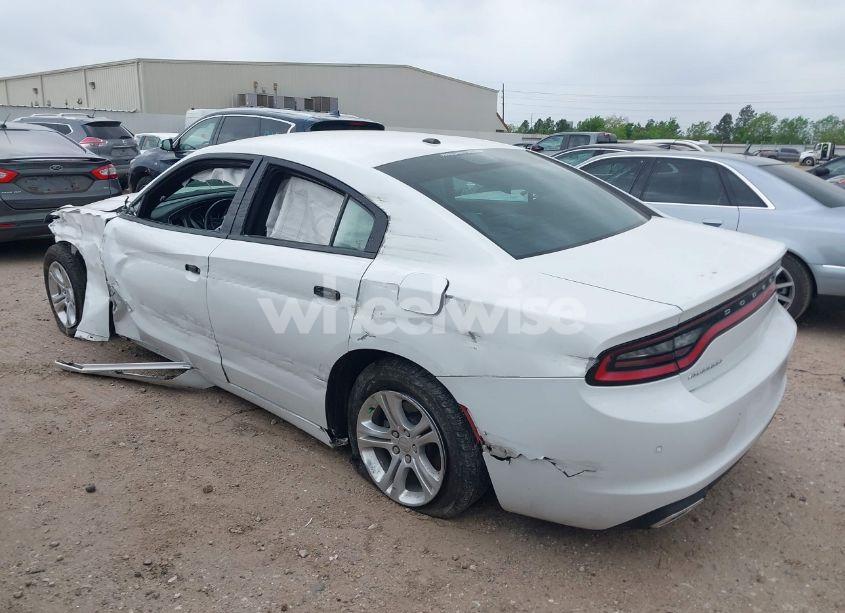 Photo 3 of 2021 Dodge Charger SXT RWD (VIN 2C3CDXBG5MH643227)
