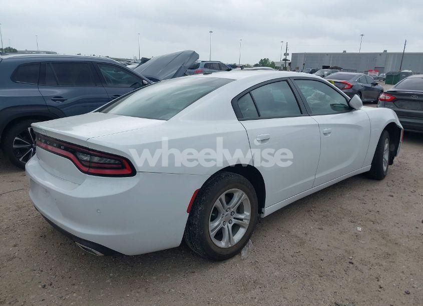 Photo 4 of 2021 Dodge Charger SXT RWD (VIN 2C3CDXBG5MH643227)